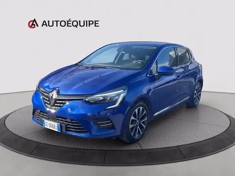 Used RENAULT CLIO Hybrid 2021 Ad 