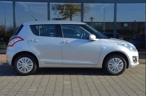 Used SUZUKI SWIFT Petrol 2016 Ad 