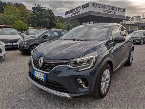 Used RENAULT CAPTUR Hybrid 2021 Ad 