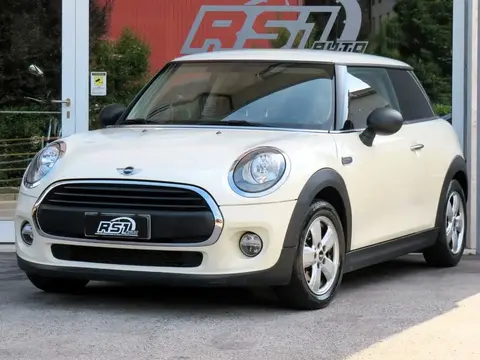 Used MINI ONE Petrol 2016 Ad 