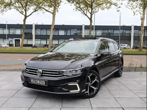 Used VOLKSWAGEN PASSAT Hybrid 2020 Ad 