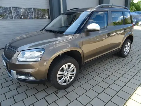 Used SKODA YETI Petrol 2015 Ad 