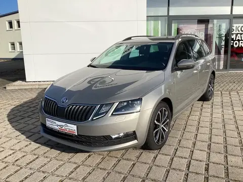 Used SKODA OCTAVIA Diesel 2019 Ad 