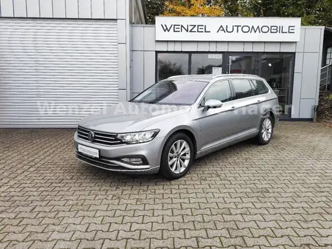 Used VOLKSWAGEN PASSAT Petrol 2021 Ad 