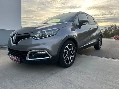 Used RENAULT CAPTUR Petrol 2016 Ad 