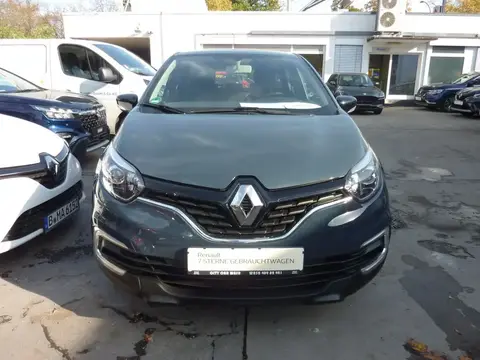 Used RENAULT CAPTUR Petrol 2019 Ad 