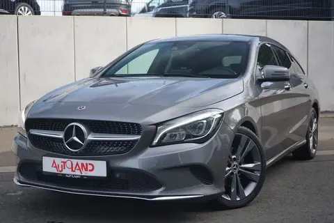 Used MERCEDES-BENZ CLASSE CLA Petrol 2017 Ad 