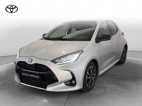 Used TOYOTA YARIS Hybrid 2021 Ad 