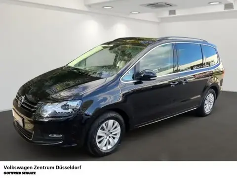 Used VOLKSWAGEN SHARAN Petrol 2021 Ad 