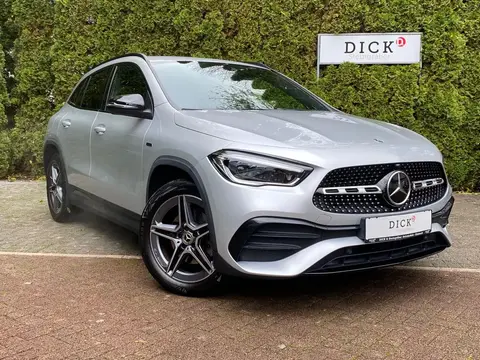 Used MERCEDES-BENZ CLASSE GLA Hybrid 2021 Ad 