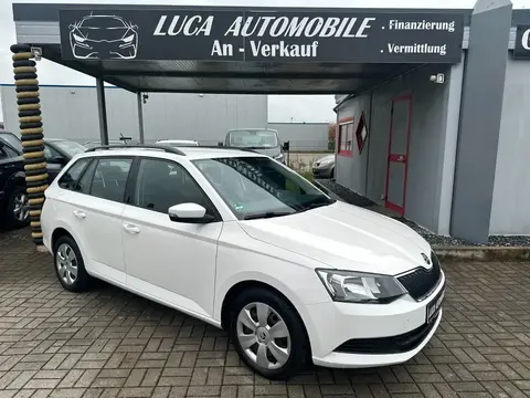 Used SKODA FABIA Petrol 2016 Ad 