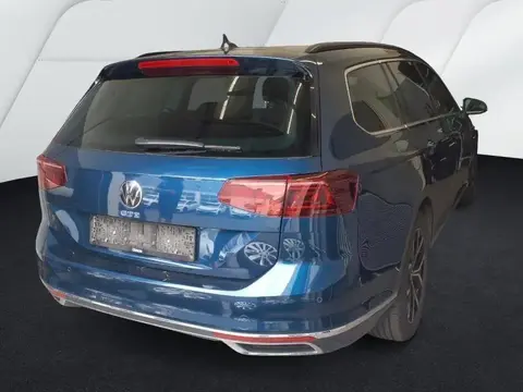 Used VOLKSWAGEN PASSAT Hybrid 2021 Ad 