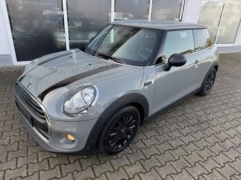 Used MINI ONE Petrol 2016 Ad 