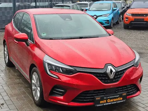 Used RENAULT CLIO Hybrid 2022 Ad 