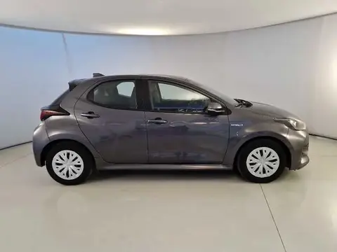 Used TOYOTA YARIS Hybrid 2021 Ad 