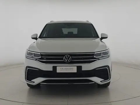 Used VOLKSWAGEN TIGUAN  2024 Ad 