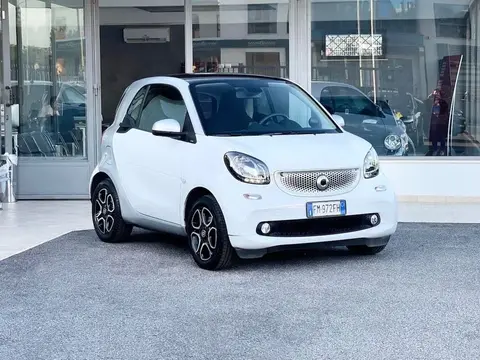 Annonce SMART FORTWO Essence 2017 d'occasion 