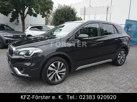 Used SUZUKI SX4 Petrol 2017 Ad 