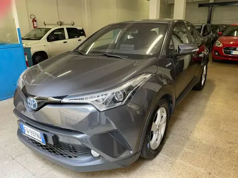 Used TOYOTA C-HR Hybrid 2019 Ad 