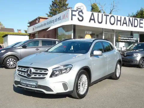 Used MERCEDES-BENZ CLASSE GLA Petrol 2019 Ad 