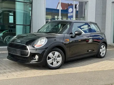 Used MINI ONE Petrol 2015 Ad 