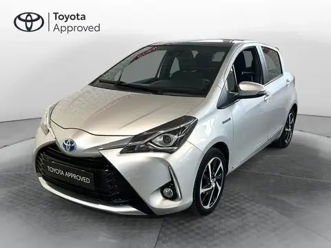 Used TOYOTA YARIS Hybrid 2019 Ad 