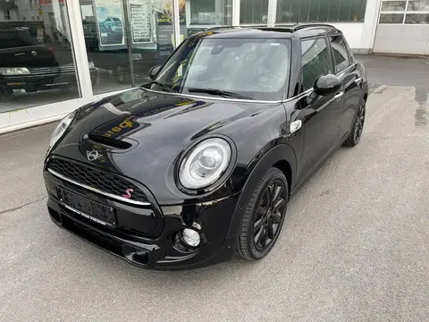 Used MINI COOPER Petrol 2018 Ad 