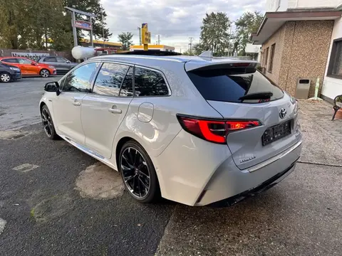 Used TOYOTA COROLLA Hybrid 2021 Ad 