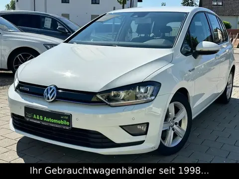 Used VOLKSWAGEN GOLF Petrol 2015 Ad 