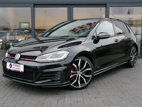 Used VOLKSWAGEN GOLF Petrol 2018 Ad 