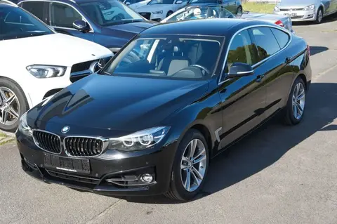 Used BMW SERIE 3 Petrol 2019 Ad 