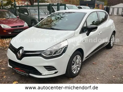 Used RENAULT CLIO Petrol 2018 Ad 