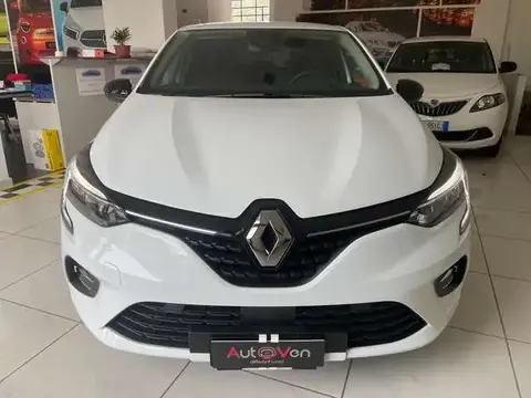 Annonce RENAULT CLIO Essence 2023 d'occasion 