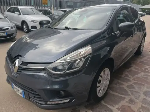 Used RENAULT CLIO Petrol 2017 Ad 