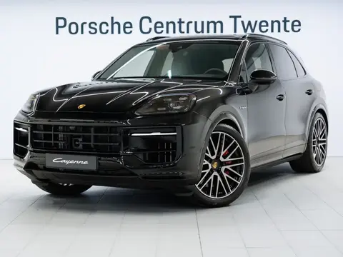 Used PORSCHE CAYENNE Hybrid 2024 Ad 