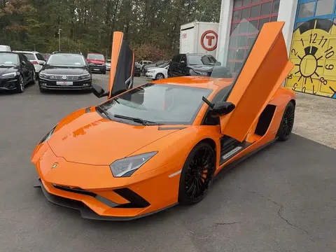 Used LAMBORGHINI AVENTADOR Petrol 2017 Ad 