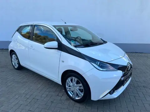 Used TOYOTA AYGO X Petrol 2017 Ad 