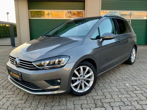 Used VOLKSWAGEN GOLF Petrol 2016 Ad 