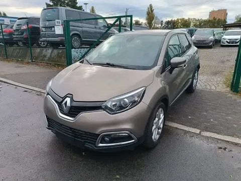 Used RENAULT CAPTUR Petrol 2015 Ad 