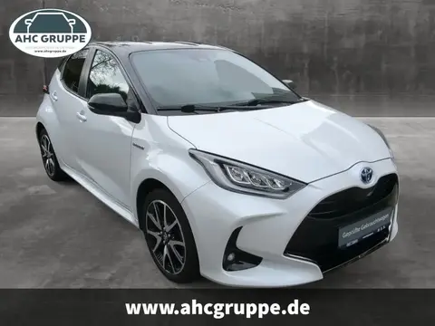 Used TOYOTA YARIS Hybrid 2021 Ad 