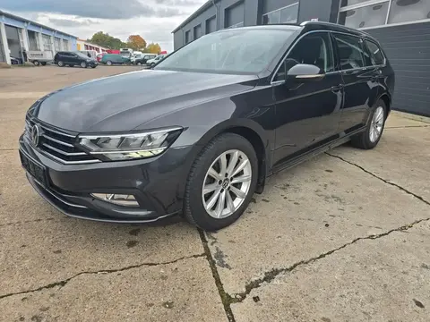 Used VOLKSWAGEN PASSAT Petrol 2021 Ad 