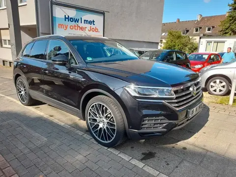 Used VOLKSWAGEN TOUAREG Diesel 2019 Ad 