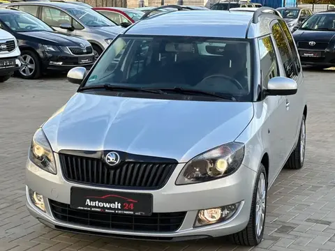 Used SKODA ROOMSTER Petrol 2015 Ad 