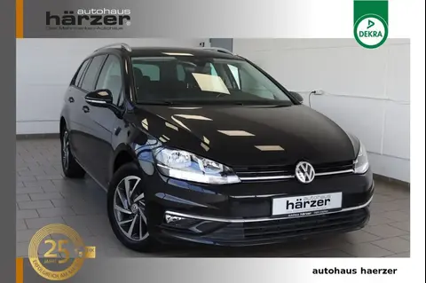 Used VOLKSWAGEN GOLF Petrol 2018 Ad 