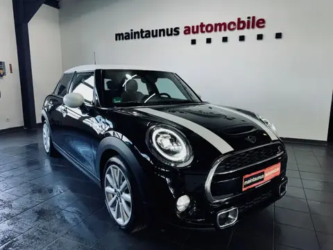 Used MINI COOPER Petrol 2018 Ad 