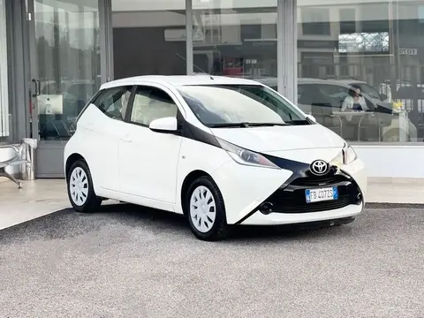 Used TOYOTA AYGO X Petrol 2015 Ad 