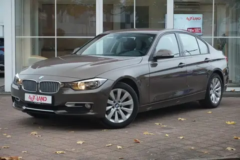 Used BMW SERIE 3 Petrol 2014 Ad 