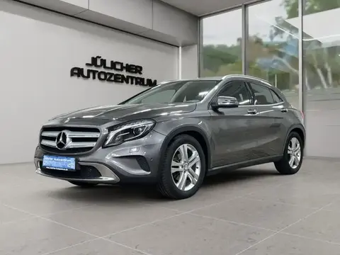 Annonce MERCEDES-BENZ CLASSE GLA Essence 2015 d'occasion 