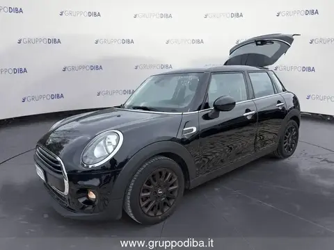 Used MINI ONE Diesel 2017 Ad 