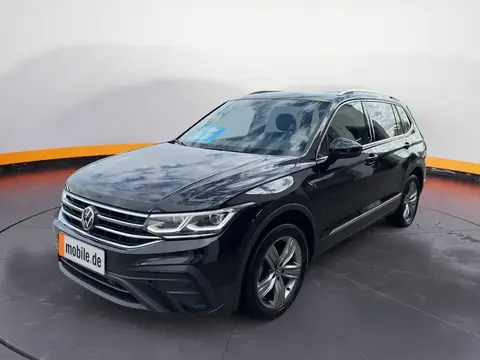 Used VOLKSWAGEN TIGUAN Petrol 2023 Ad 